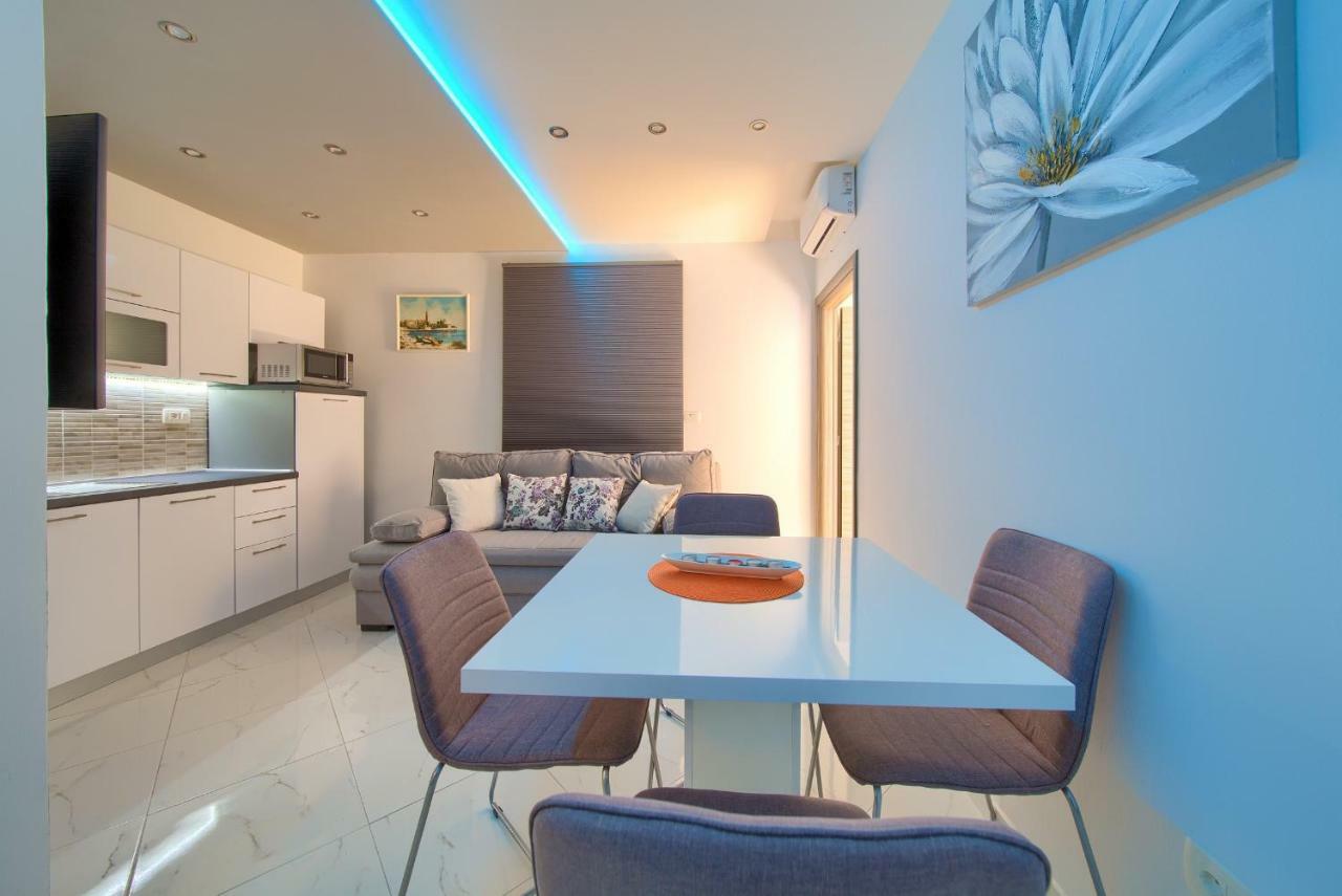 Nadija Studio Apartmani Veglia Exterior foto